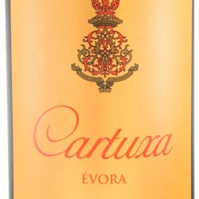 Rótulo de vinho Cartuxa Évora Tinto Colheita 2020 com brasão e texto
