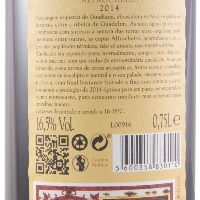 Etiqueta de vinho Guadelim D.O.C. Alentejo Alfrocheiro 2014 com informações detalhadas e selo Denominação de Origem Alentejo.