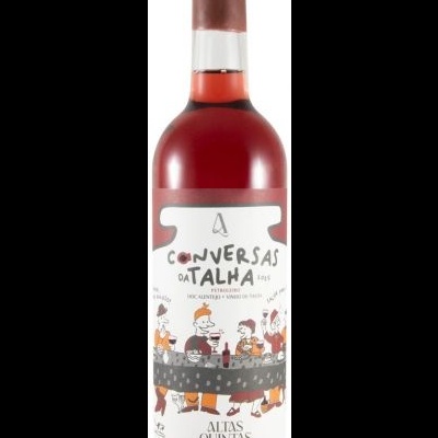 Garrafa de vinho rosé Conversas da Talha com rótulo ilustrado e cápsula vermelha