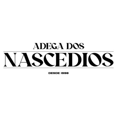 Logótipo com texto ADEGA DOS NASCEDIOS e DESDE 1998 em preto e branco