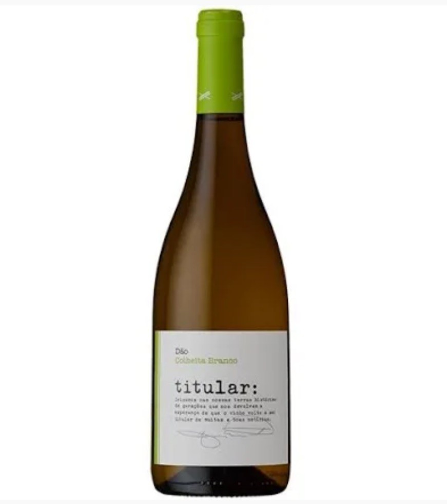 Garrafa de vinho branco com rótulo branco e tampa verde