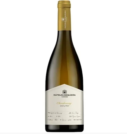 Garrafa de vinho branco Mateus Sequeira Chardonnay Douro com rótulo e tampa dourada