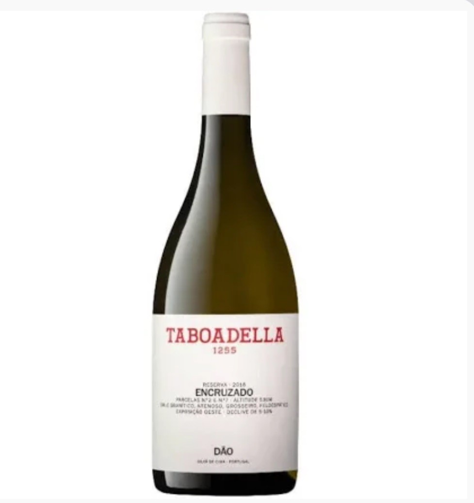 Garrafa de vinho branco Taboa Della Encruzado com rótulo branco e texto em vermelho e preto