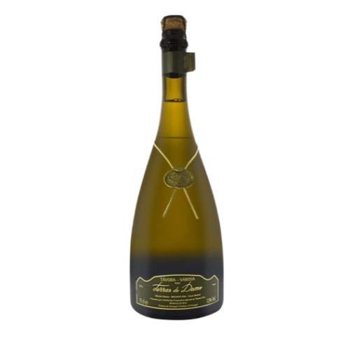 Garrafa de vidro verde com rolha e etiqueta preta com texto TIFFANT VERNES Tetes de Doce