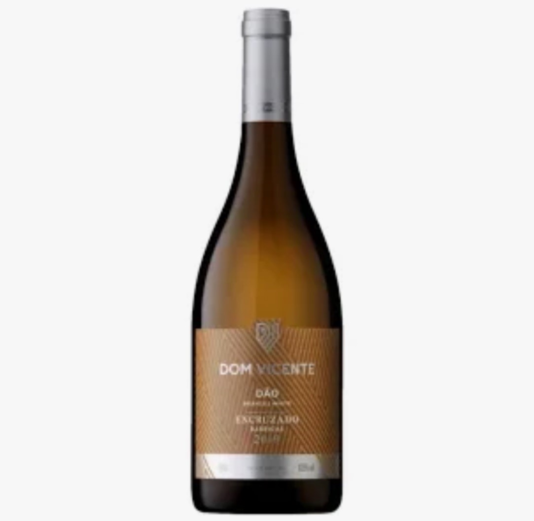 Garrafa de vinho branco DOM VICENTE com rótulo castanho e detalhes brancos