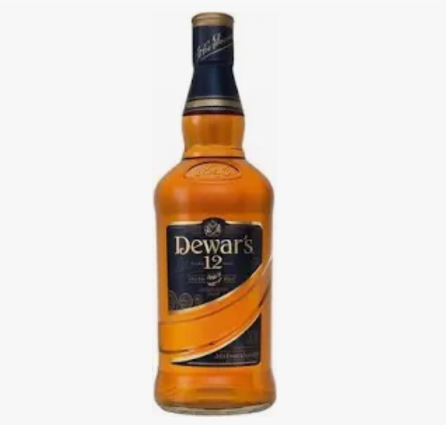 Garrafa de whisky Dewars 12 anos com rótulo preto