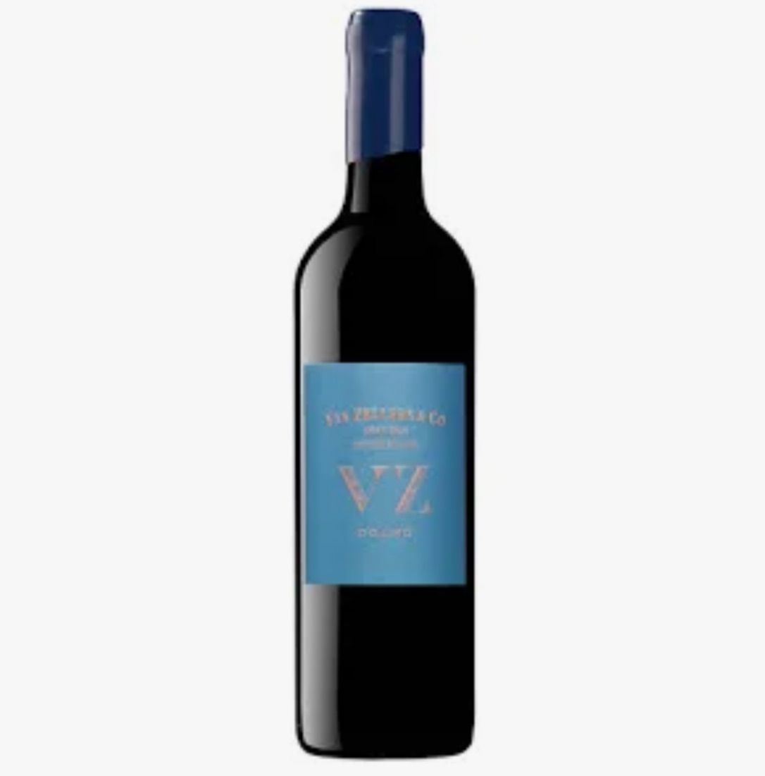 Garrafa de vinho tinto com rótulo azul Van Zeller & Co