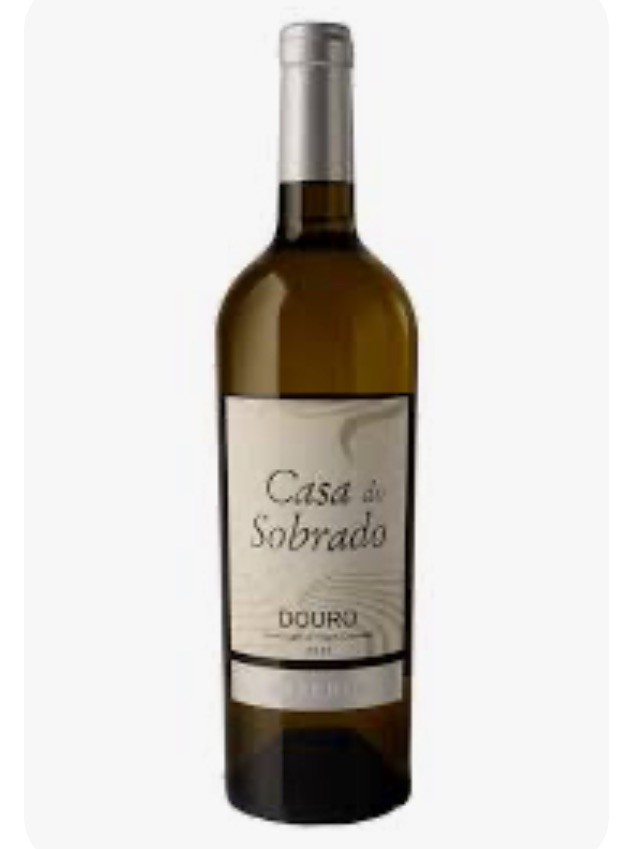 Garrafa de vinho branco Casa do Sobrado Douro com rótulo branco e tampa prateada