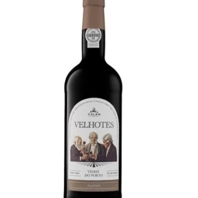 Garrafa de vinho do Porto tinto CALEM VELHOTES com rótulo e imagem de três homens idosos