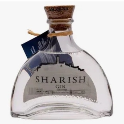 Garrafa de gin Sharish transparente com rolha de cortiça e etiqueta cinza
