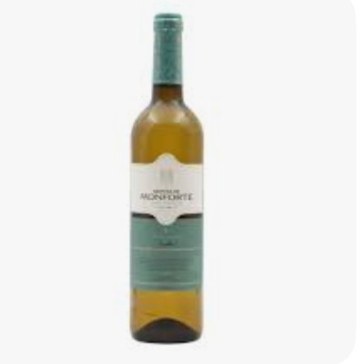 Garrafa de vinho branco com rótulo branco e verde azulado sobre fundo branco