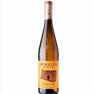 Garrafa de vinho Muralhas de Monção Vinho Verde com rótulo amarelo