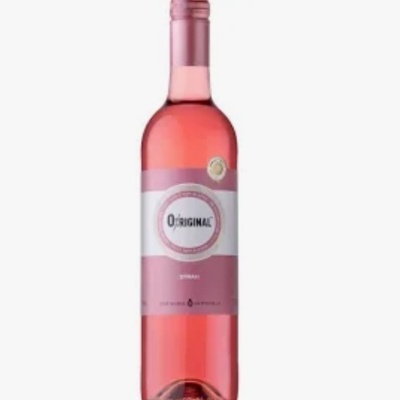 Garrafa de vinho rosé com rótulo rosa e branco