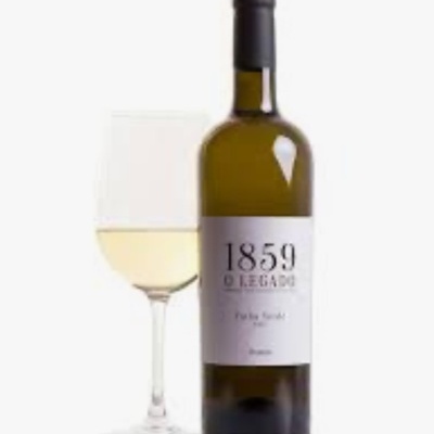 Garrafa de vinho branco 1859 O LEGADO com taça de vinho