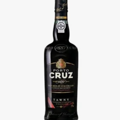 Garrafa de vinho do Porto Cruz Tawny com rótulo preto e detalhes dourados