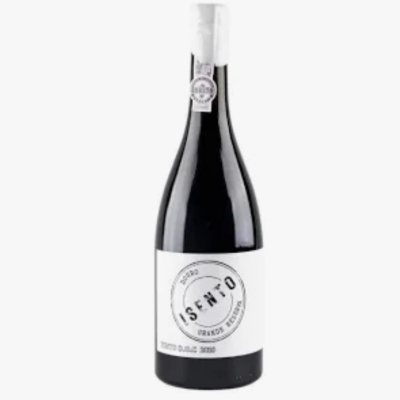 Garrafa de vinho tinto com rótulo branco e texto ISENTO PRIMUS RESERVA