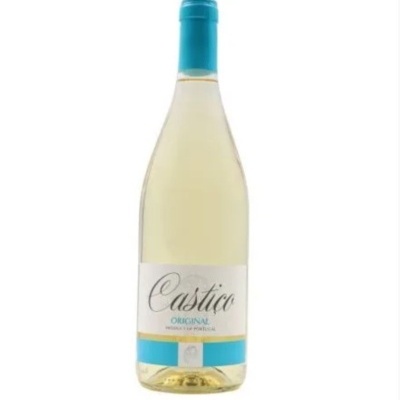 Garrafa de vinho branco castiço com rótulo e tampa azul