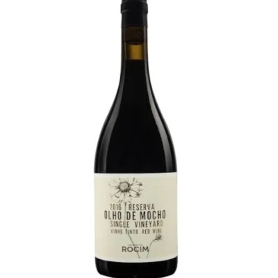 Garrafa de vinho tinto Olho de Mocho com rótulo branco e desenho de flor
