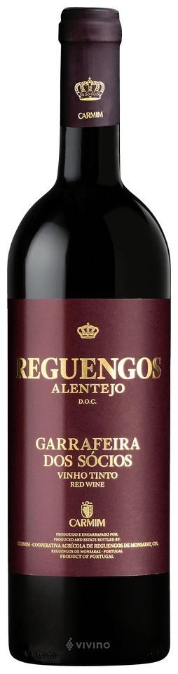 Carmim Garrafeira Dos Sócios Tinto 2017 Garrafa de vinho tinto Reguengos Alentejo com rótulo borgonha e texto dourado