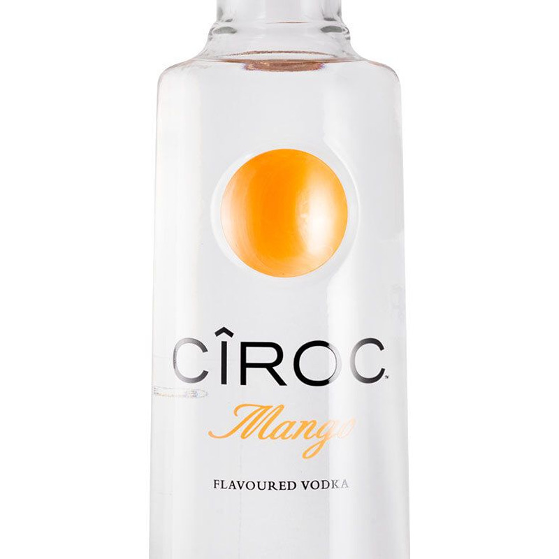Vodka Cîroc Mango Garrafa transparente de vodka CÎROC Mango com círculo laranja na etiqueta