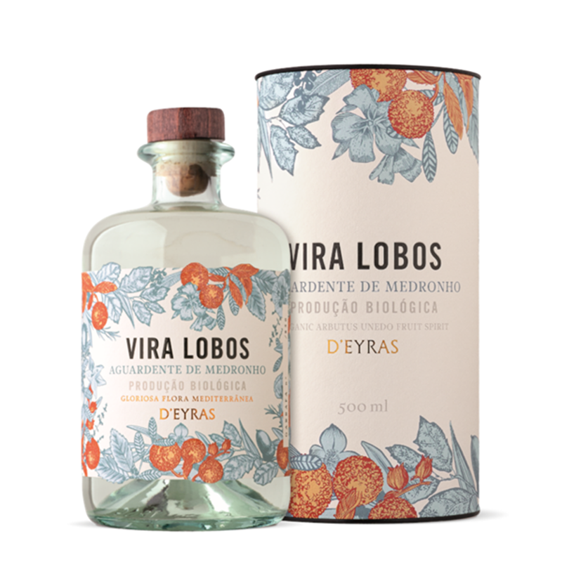 Aguardente de Medronho Vira Lobos biológico Garrafa de aguardente de Medronho Vira Lobos com embalagem cilíndrica decorada