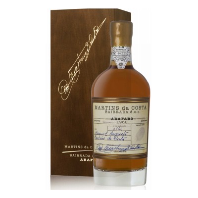 Abafado Martins da Costa 1960 50CL Garrafa de licor com rótulo branco texto preto e caixa de madeira escura com assinatura dourada