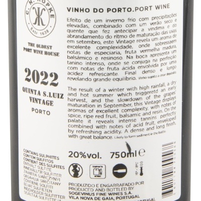 Etiqueta traseira de vinho do Porto vintage 2022 com texto explicativo e informações de volume e teor alcoólico