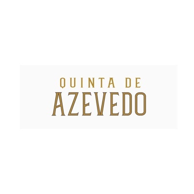 Logótipo QUINTA DE AZEVEDO em letras castanhas sobre fundo branco