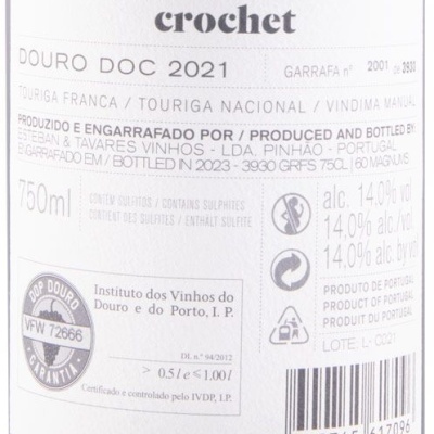 Rótulo de vinho Crochet Douro DOC 2021 com informações de produção e teor alcoólico