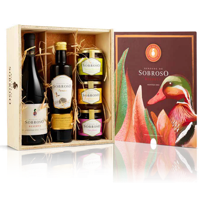 https://www.garrafeiradalvalade.com/product/pack-herdade-do-sobroso-reserva-tinto-com-azeite-e-4-compotas