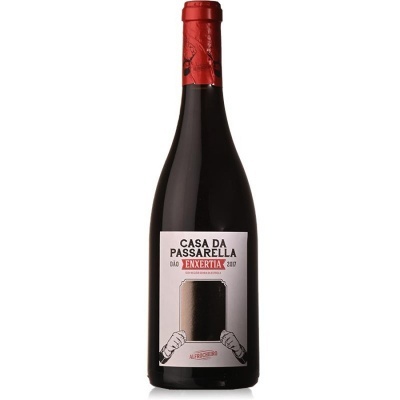 https://www.garrafeiradalvalade.com/product/casa-da-passarella-enxertia-alfrocheiro-tinto-2017
