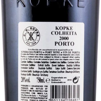 Garrafa de vinho do Porto KOPKE COLHEITA 2000 com rótulo branco e texto detalhado
