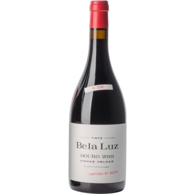 https://www.garrafeiradalvalade.com/product/bela-luz-vinhas-velhas-tinto-2018