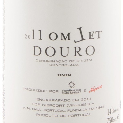 Rótulo de vinho tinto OMLET Douro com detalhes de produção e volume em fundo branco