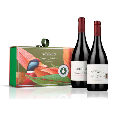 https://www.garrafeiradalvalade.com/product/conjunto-natal-herdade-do-sobroso-cellar-tinto