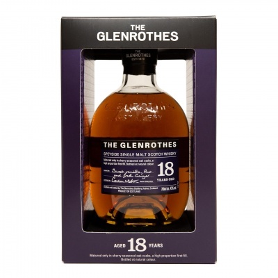 Garrafas de whisky The Glenrothes 18 anos em caixa preta e roxa