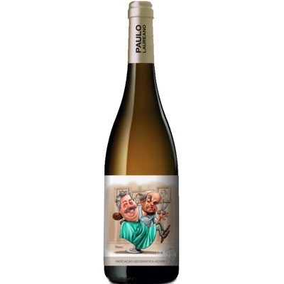 Garrafa de vinho com rótulo ilustrado e cápsula branca com texto preto