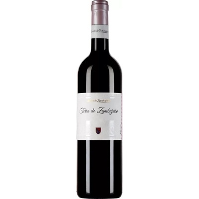 Garrafa de vinho Terra do Zambujeiro com rótulo branco e tampa prateada
