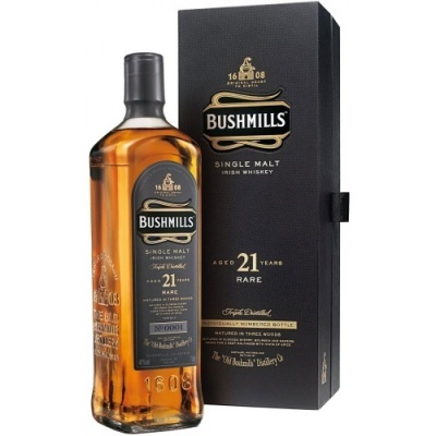 Garrafa e caixa de whisky Bushmills Single Malt 21 anos