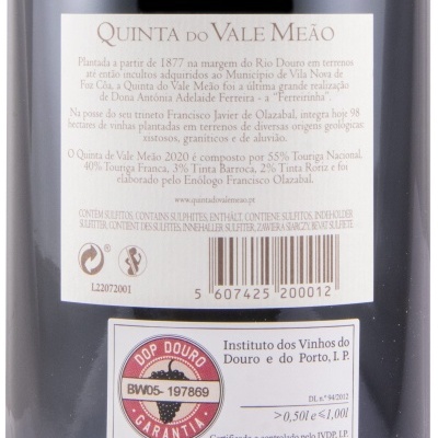 Etiqueta de vinho atrás com descrição e selo DOP Douro Garantia