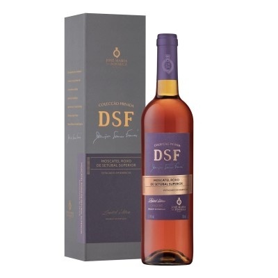 https://www.garrafeiradalvalade.com/product/moscatel-dsf-coleccao-privada-roxo