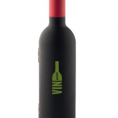 Garrafa de vinho preta com tampa vermelha e etiqueta verde com texto VIN e Penfolds