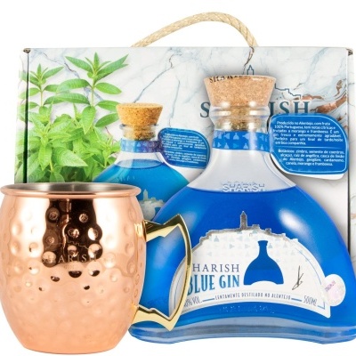 Garrafa de gin azul SHARISH Blue Gin com caneca de metal cobre