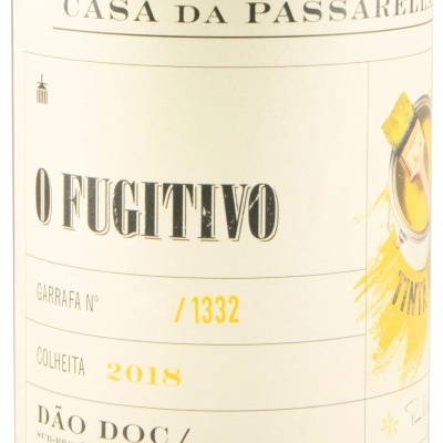 Etiqueta de vinho O Fugitivo com design em amarelo e preto