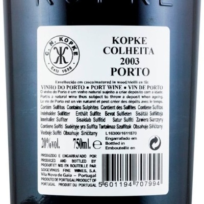 Garrafa de vinho do Porto KOPKE COLHEITA 2003 com rótulo branco e texto informativo