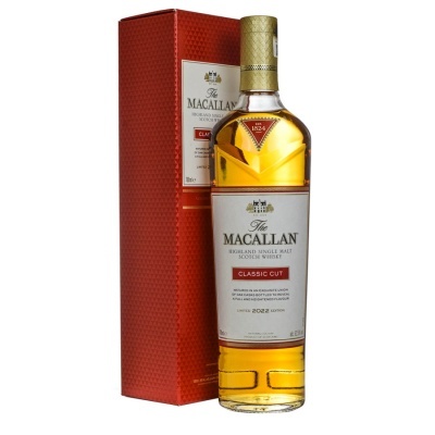 Garrafa de whisky The Macallan Classic Cut 2022 com caixa vermelha