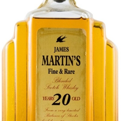 Garrafa de whisky James Martin's 20 anos com rótulo dourado e tampa dourada