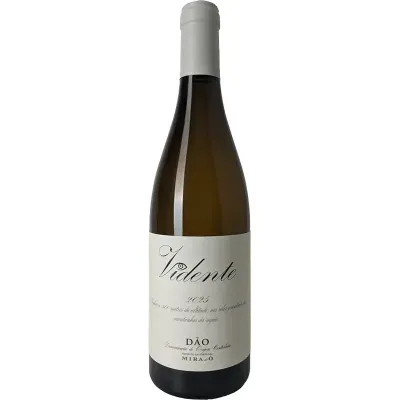Garrafa de vinho branco com rótulo creme e cápsula branca