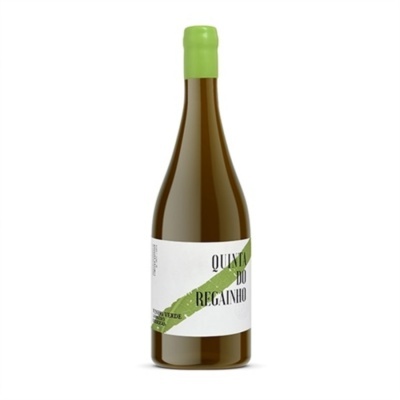 Garrafa de vinho verde Quinta do Recainho com tampa verde