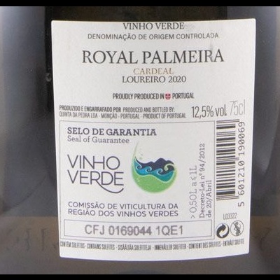 Etiqueta de vinho Royal Palmeira com informações do produto e código de barras